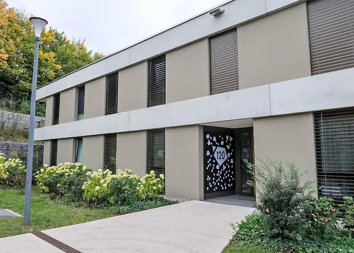 Appartement Les Oreades C By Interhome